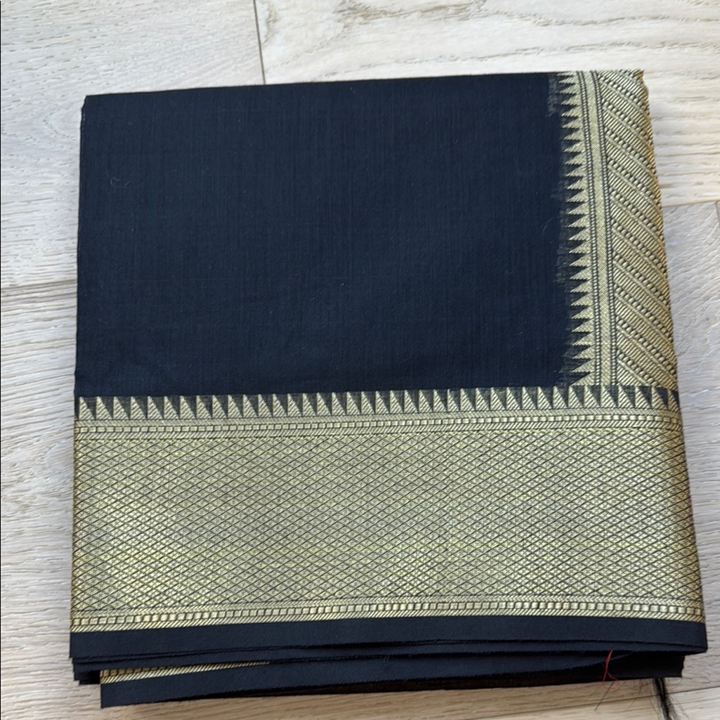 Elegant Black And Gold Slik Saree
